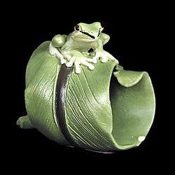 Dwarf Tree Frog Figurine