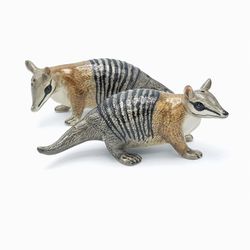 Make your dinner table an even bigger success with this gorgeous pair of numbat salt and p